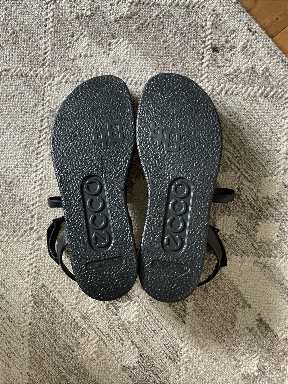 Ecco Yuma Ankle Strap Sandal In Black Leather - Picture 4 of 8